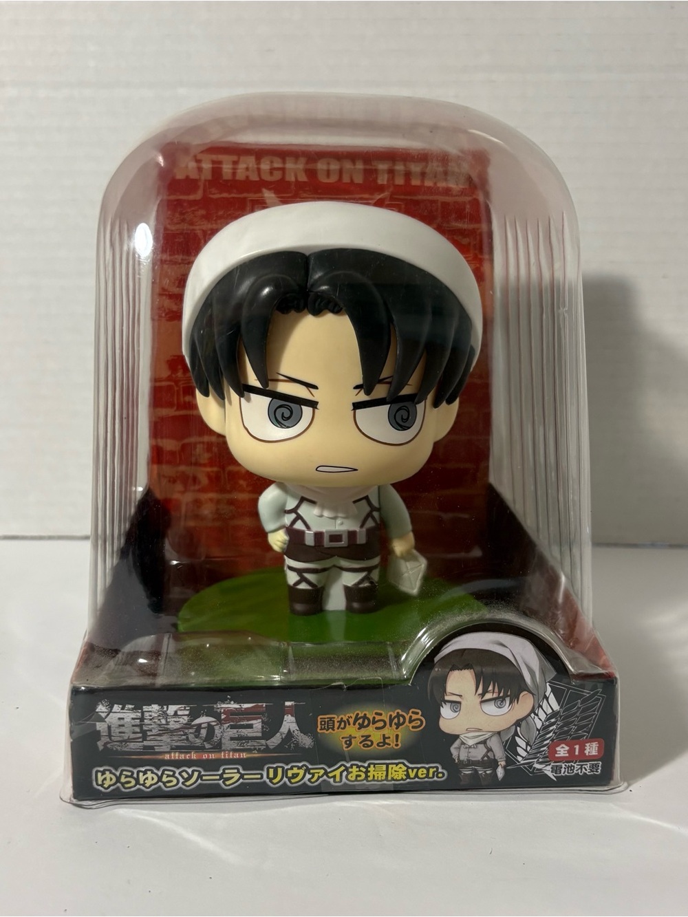 Attack on Titan Yurayura Solar Bobble Head Levi Cleaning Version unopened Japan